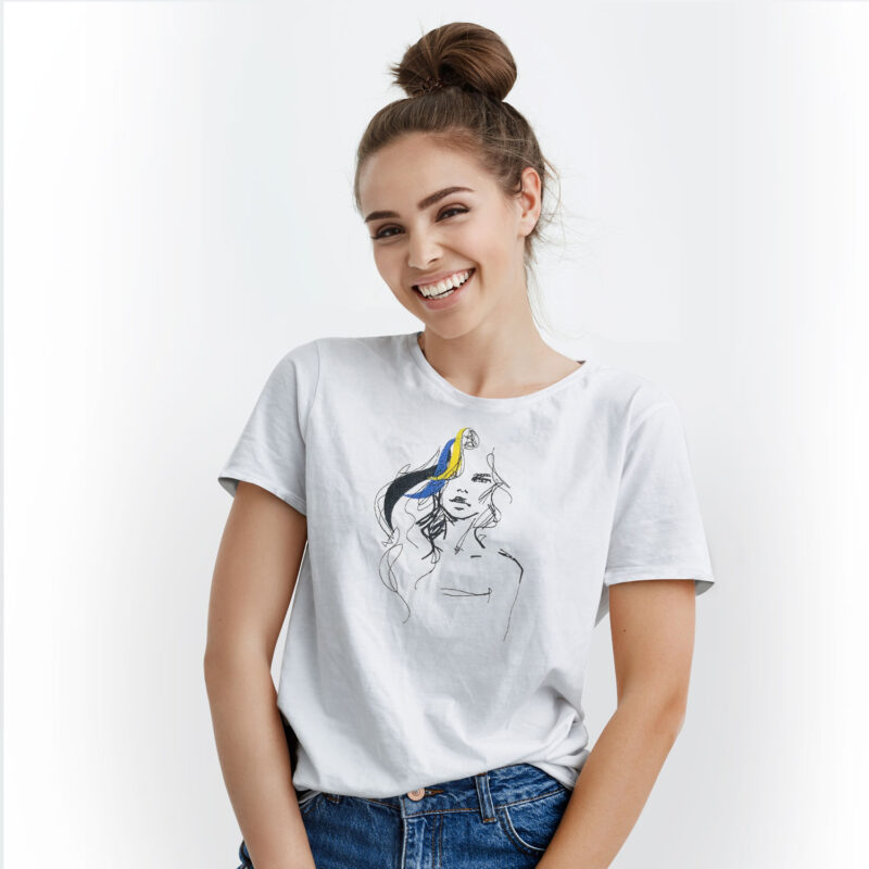 Патріотична Футболка з вишивкою "Дівчинка з синьо-жовтим волоссям"